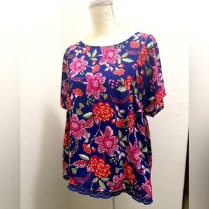 Anthropologie W5 Navy Floral Top w, Lace Hemline